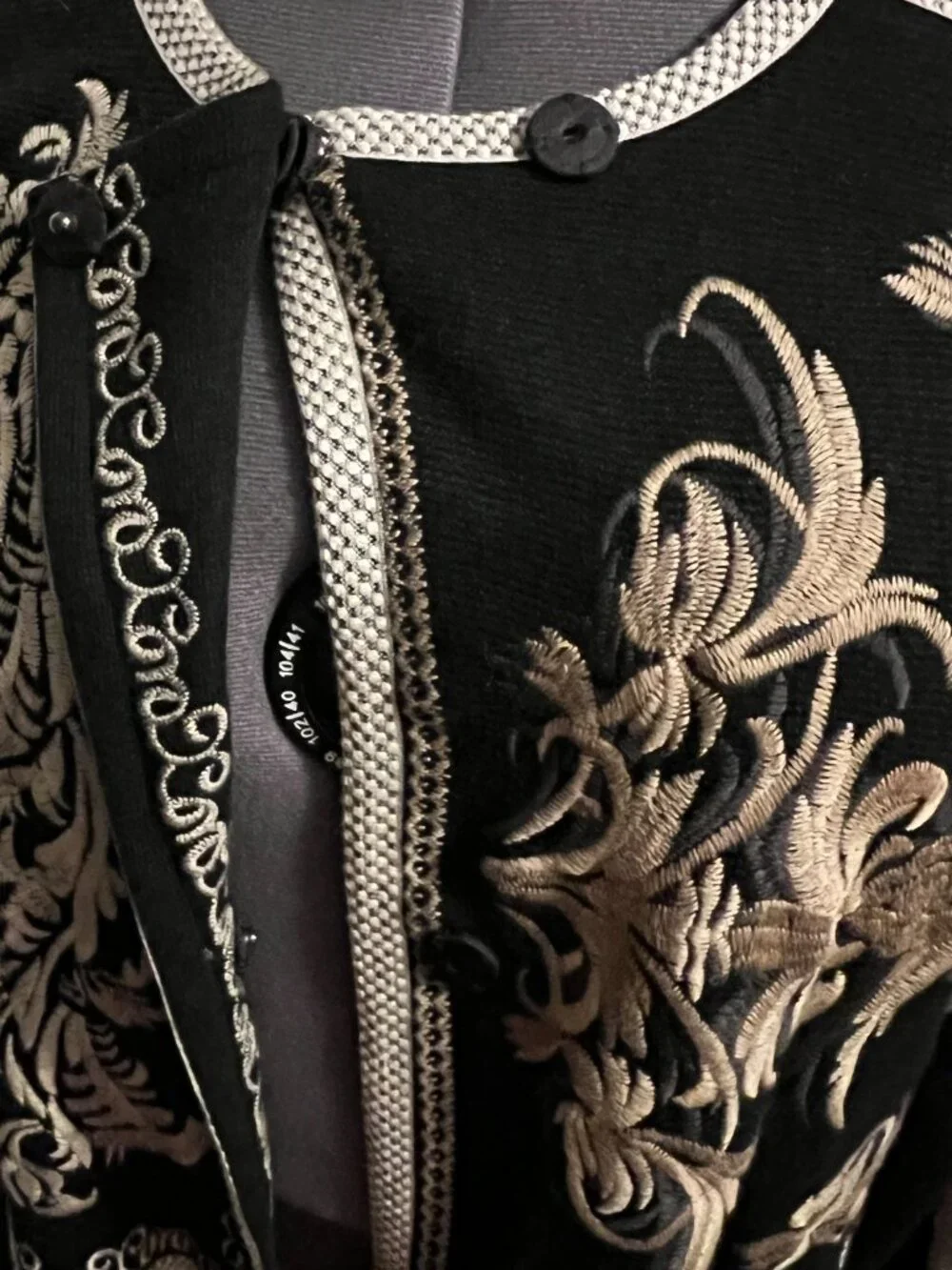 Johnny Was Embroidered Sweater Tunic - Picture 7 of 16